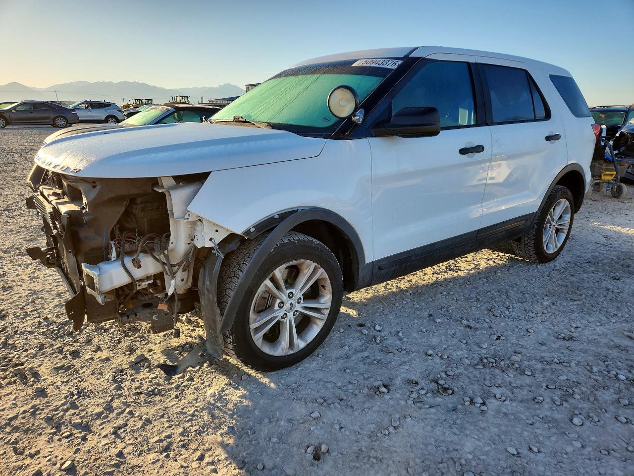 Salvage Ford Explorer Image