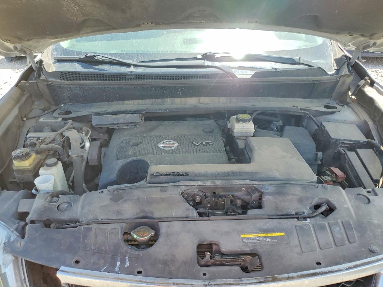 Nissan Pathfinder S