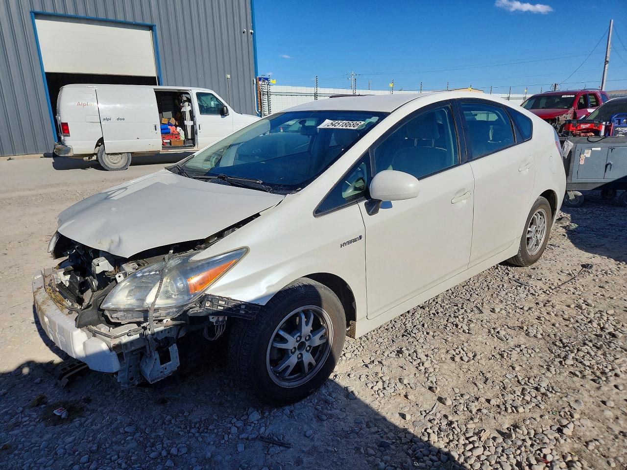 Salvage Toyota Prius Image