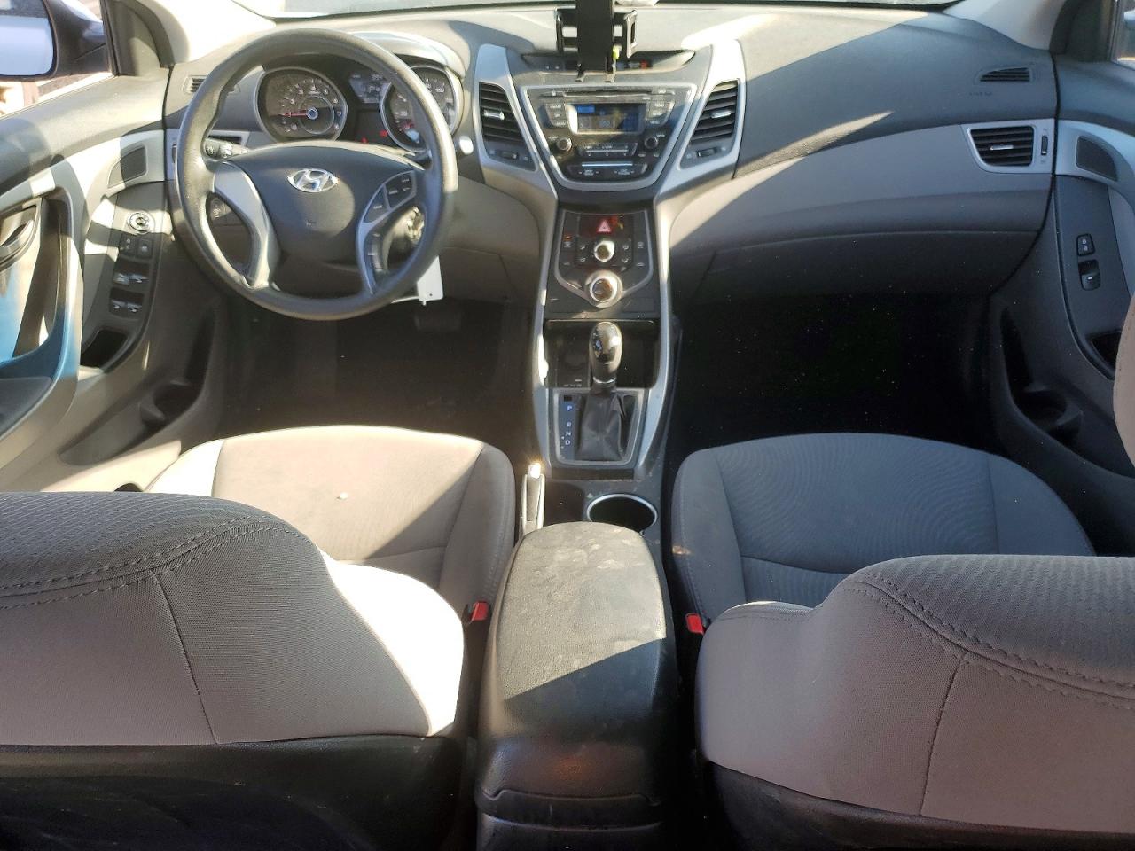 Hyundai ELANTRA Se