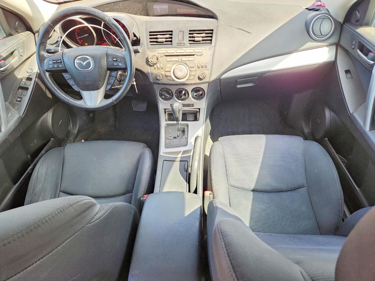 Mazda Mazda3 S