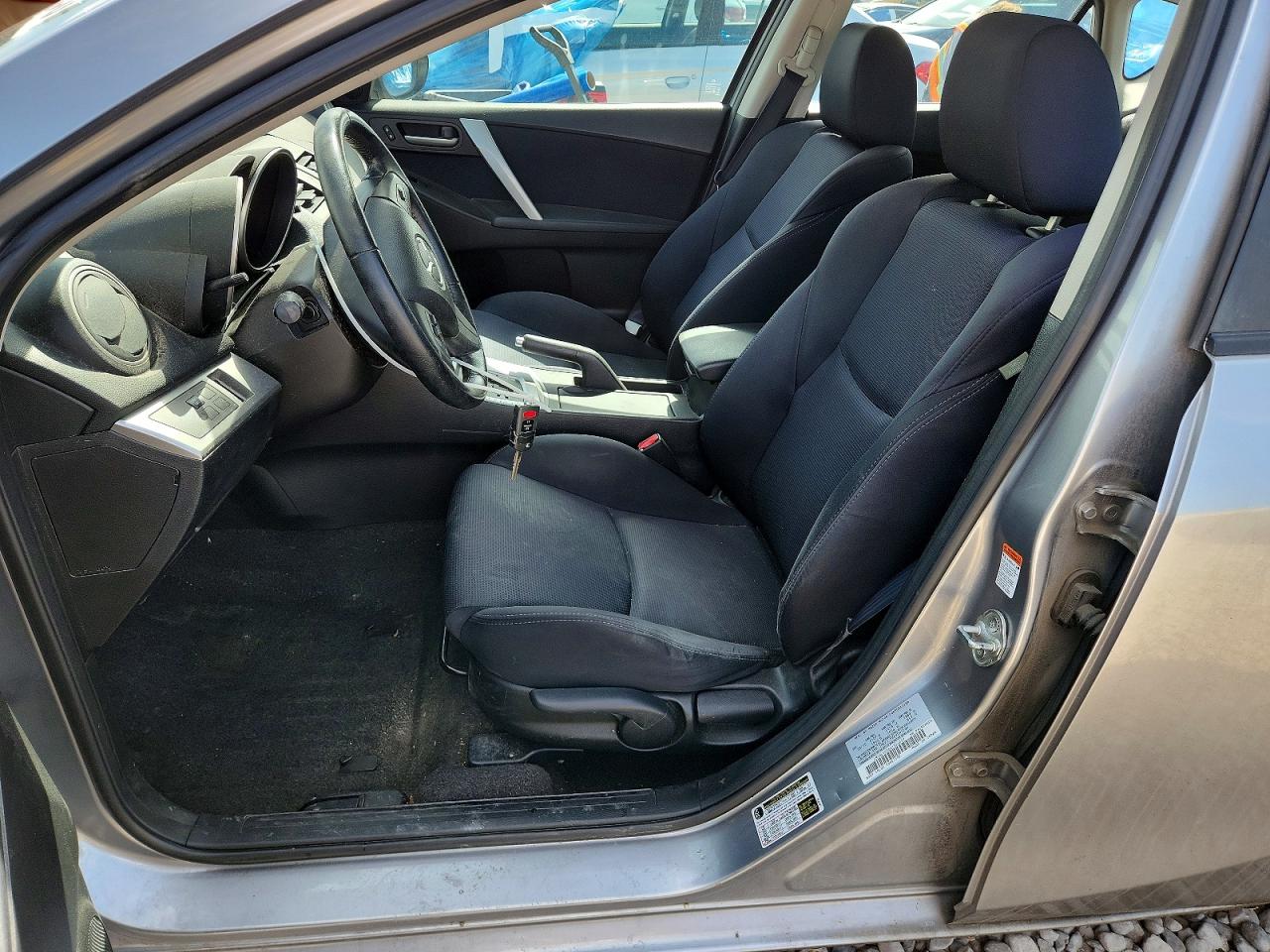Mazda Mazda3 S