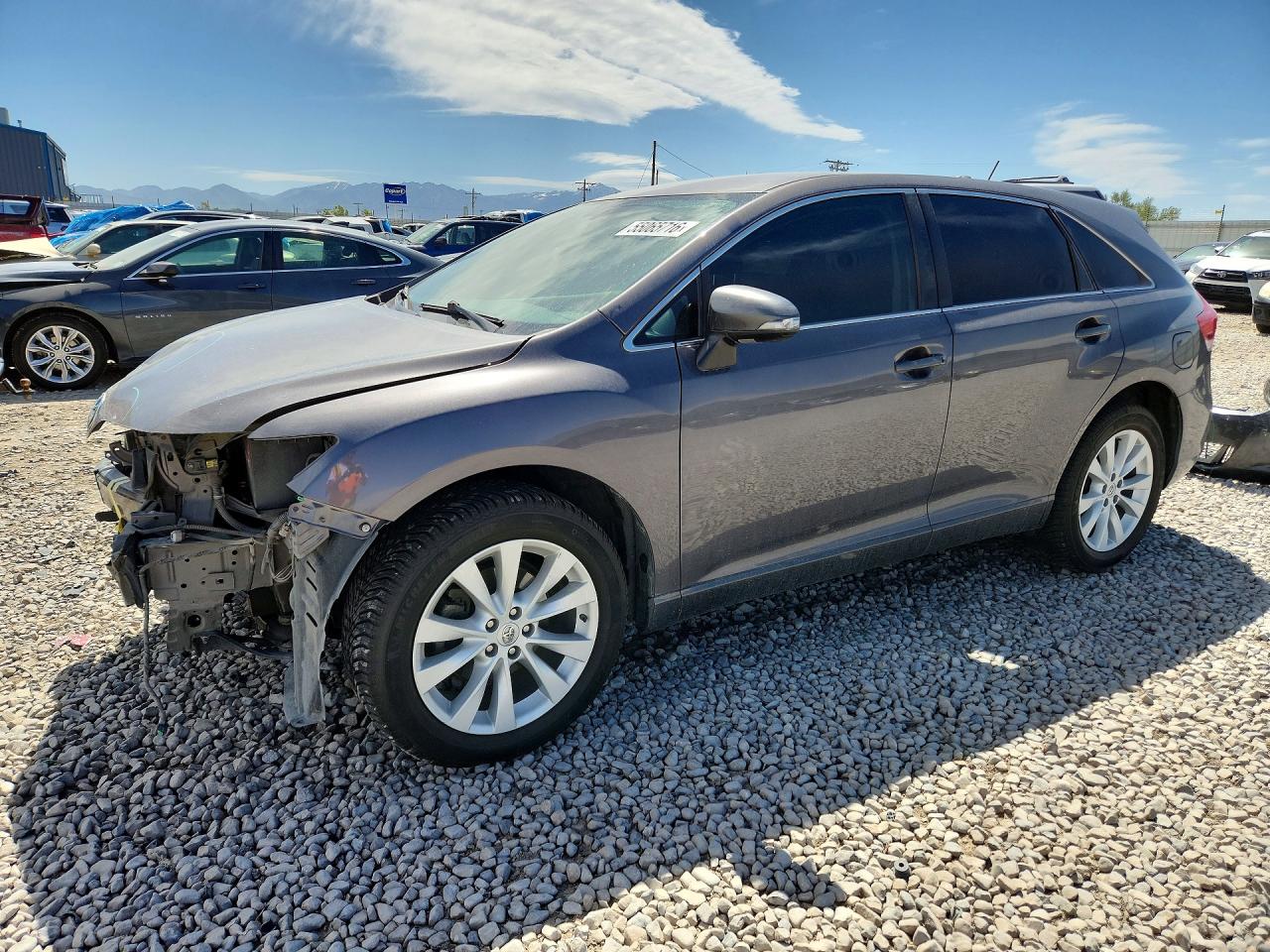 Salvage Toyota Venza Image