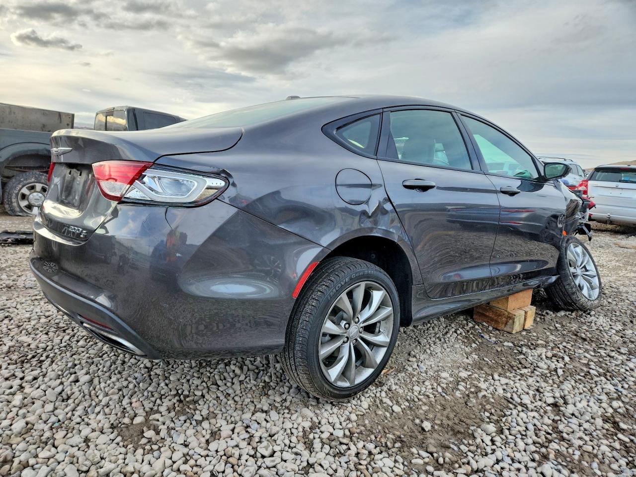 Chrysler 200 S