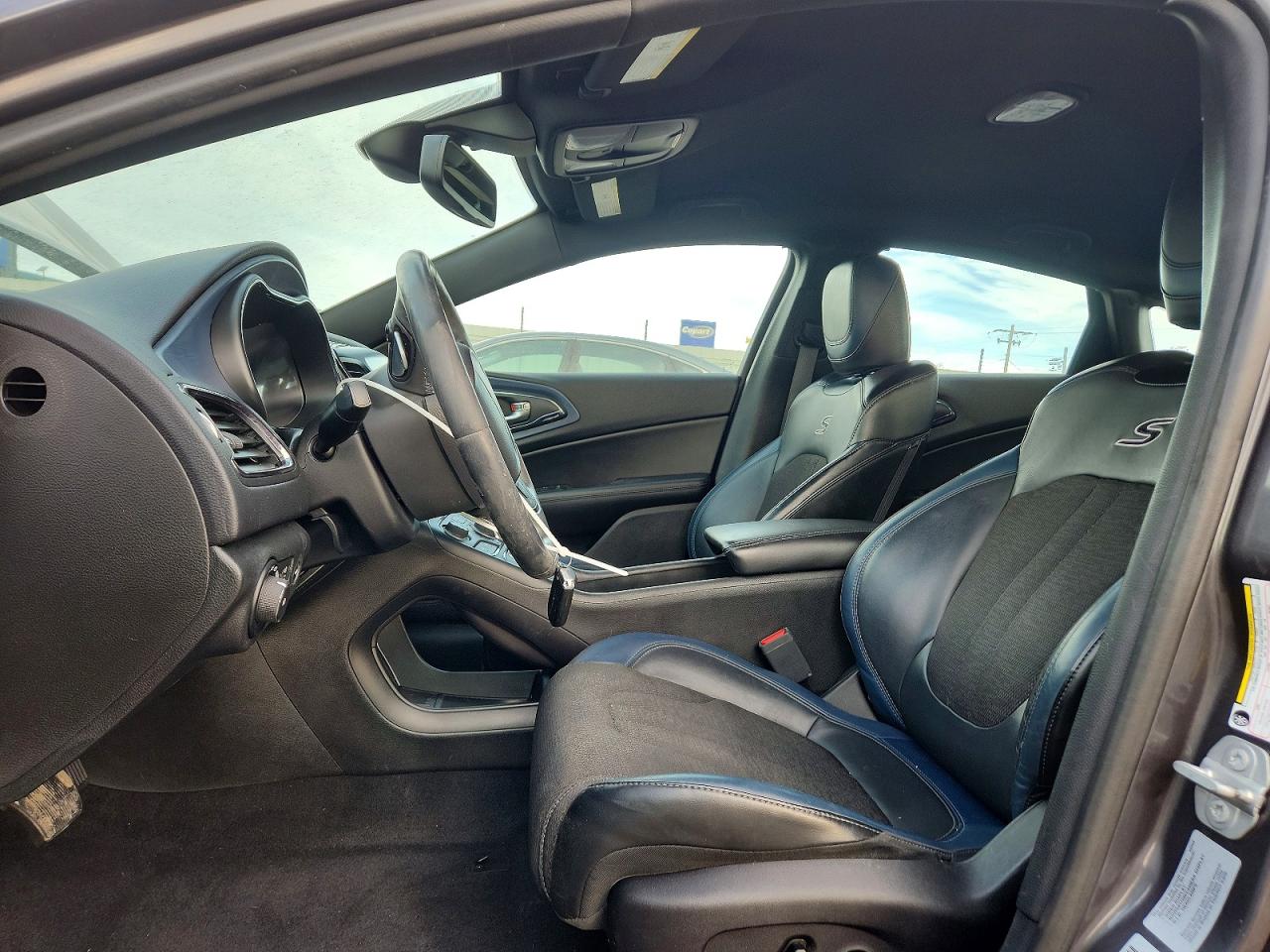 Chrysler 200 S