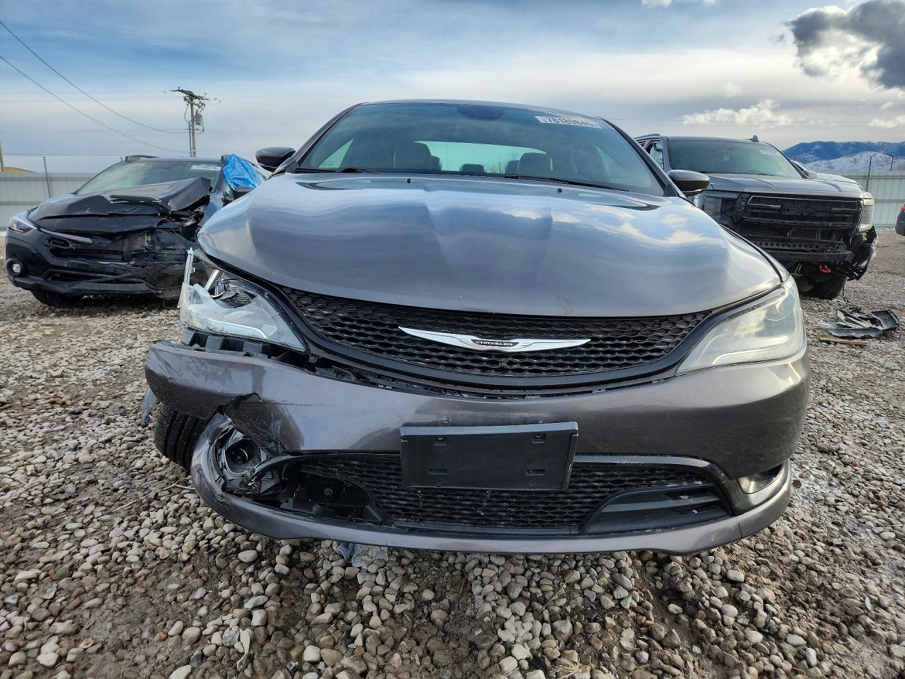 Chrysler 200 S