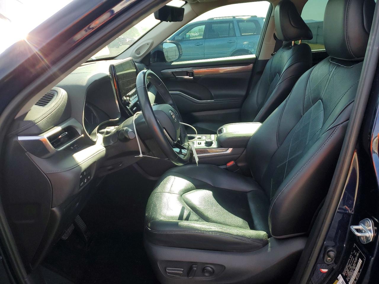 Toyota Highlander Platinum