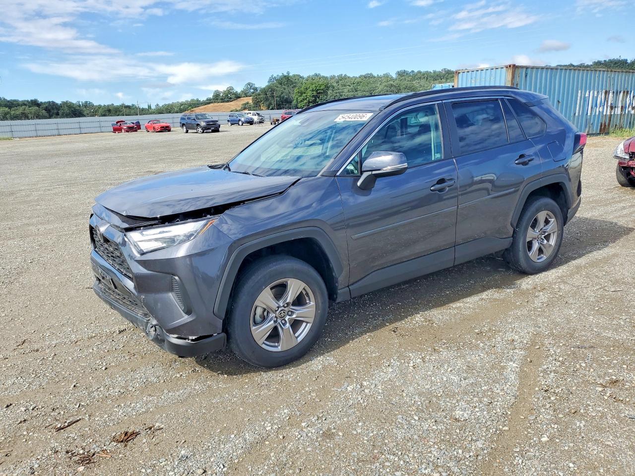 Salvage Toyota RAV4 Image