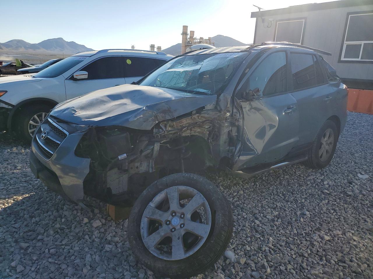 Salvage Hyundai SANTA FE Image