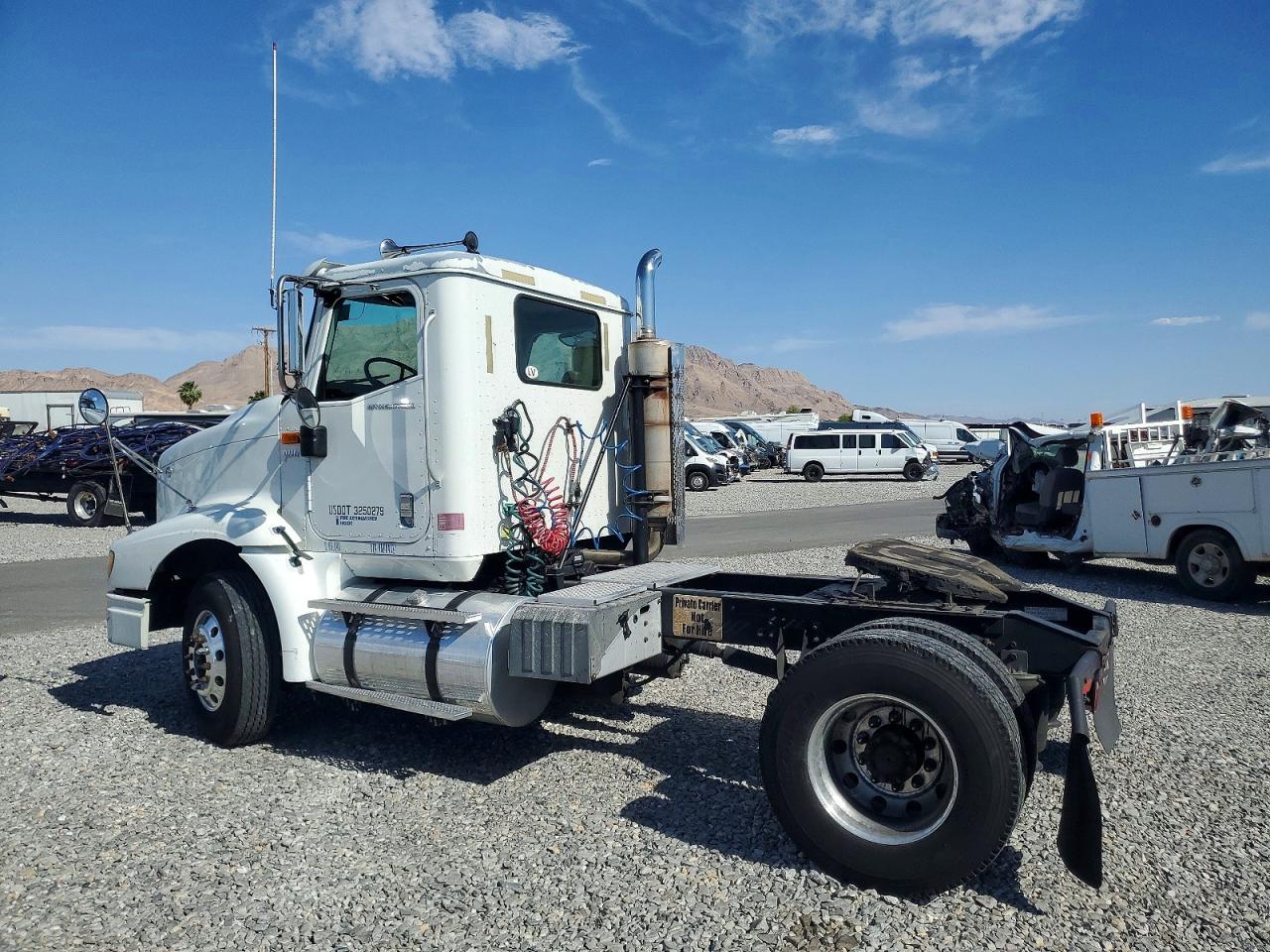 International 9200i