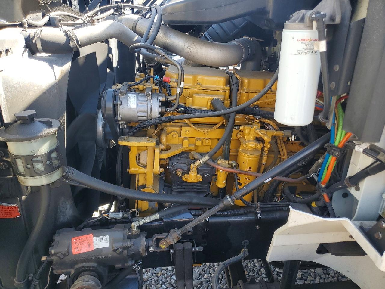 International 9200i