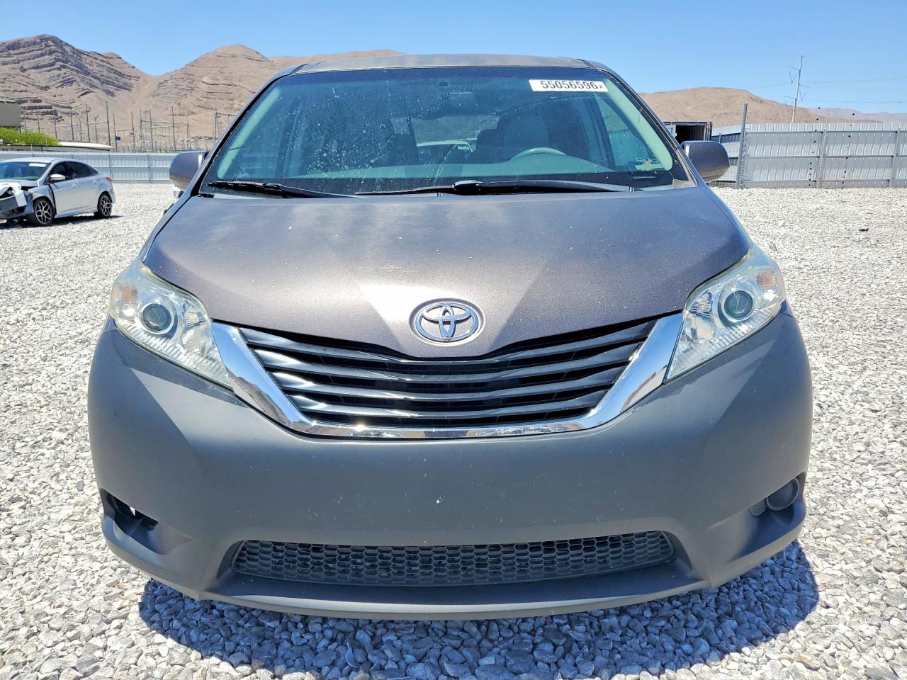 Toyota Sienna Le