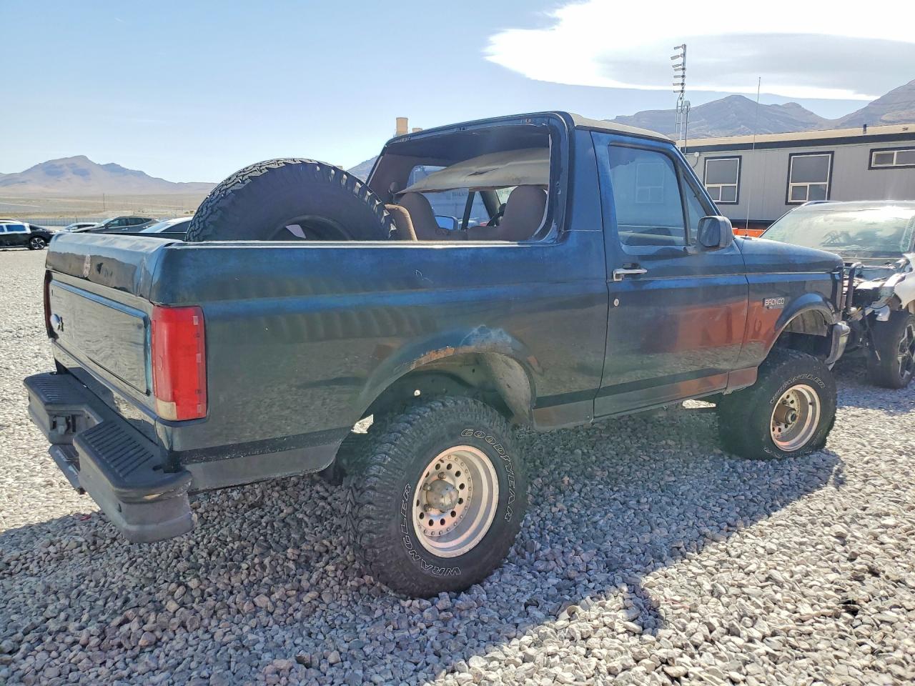 Ford Bronco U100