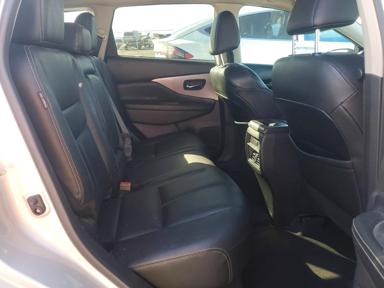 Nissan Murano Sv