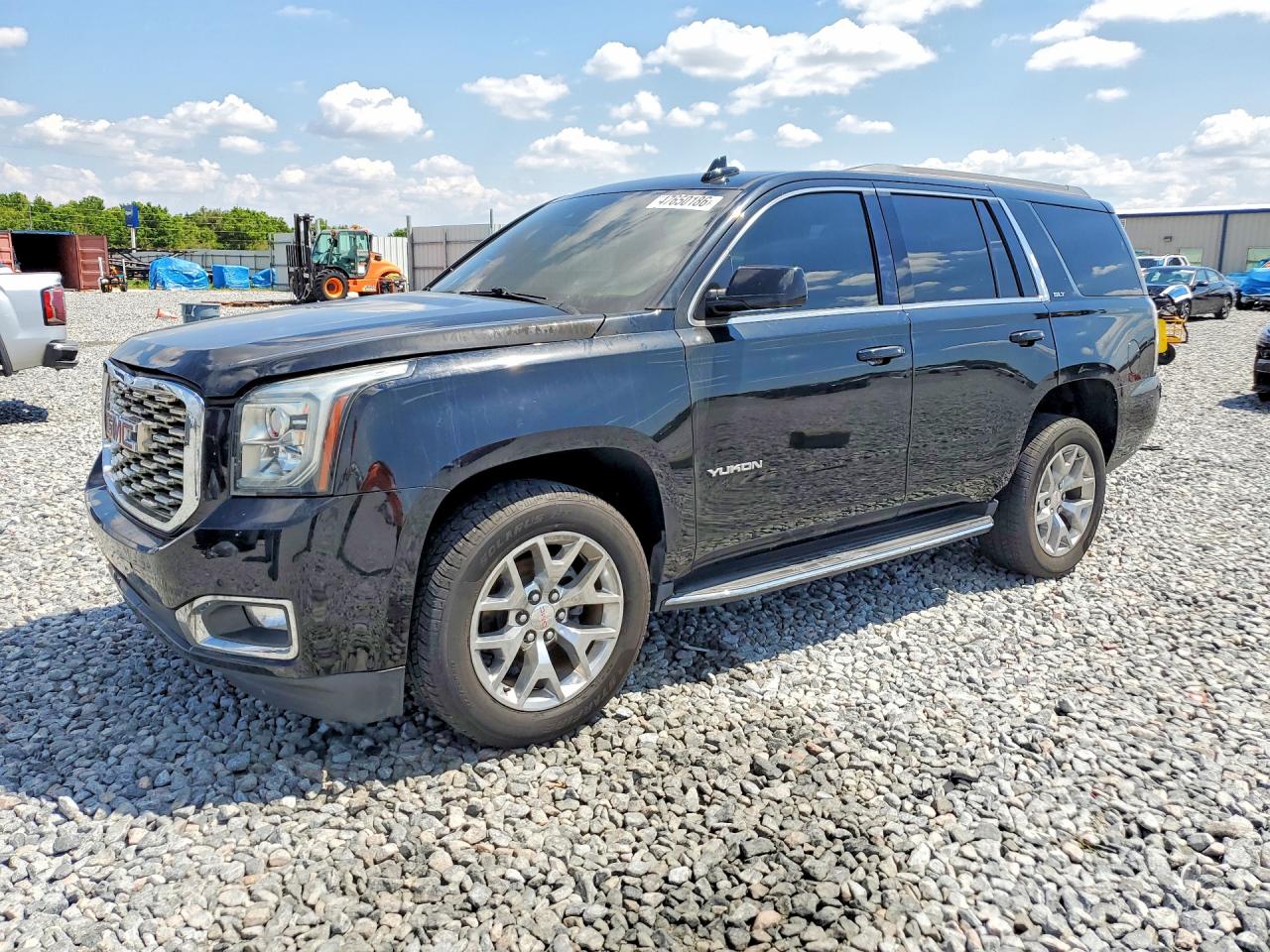 Salvage GMC Yukon Image