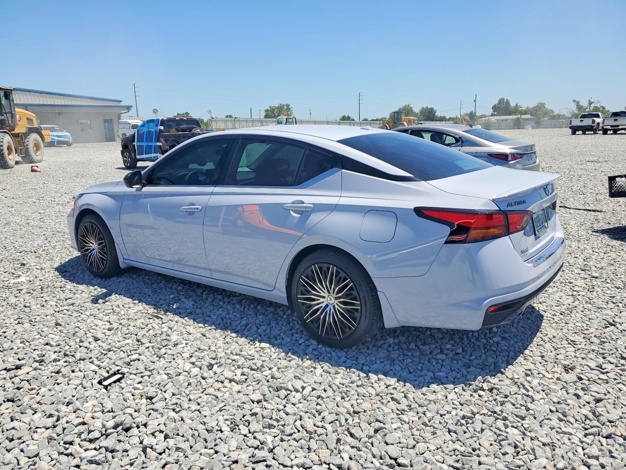 Nissan Altima Sr
