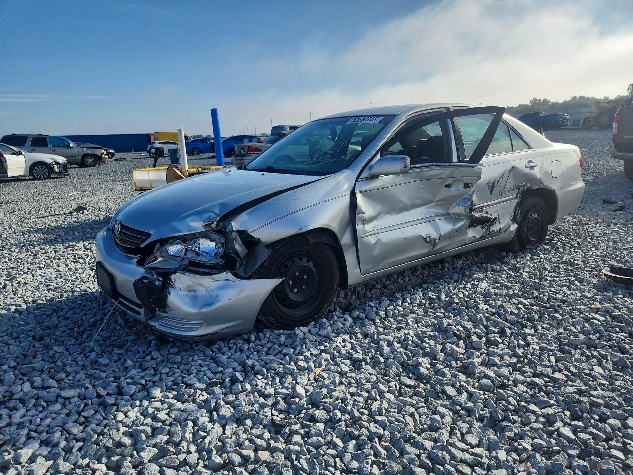 Salvage Toyota Camry Image