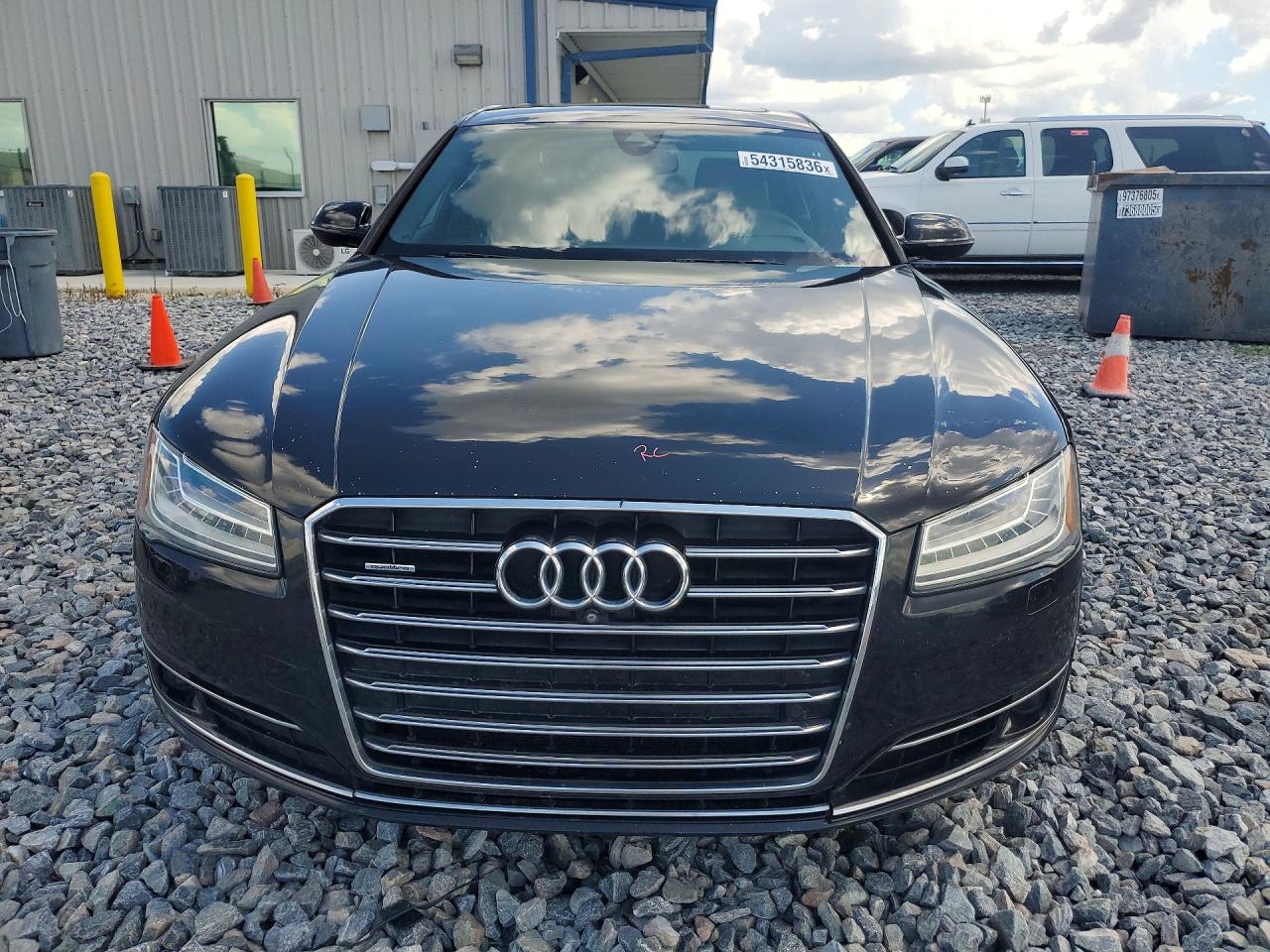 Audi A8 L Quattro