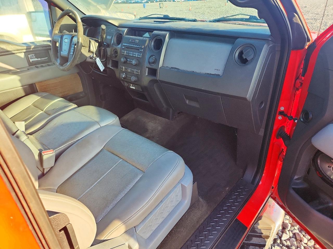 Ford F-150 Super Cab