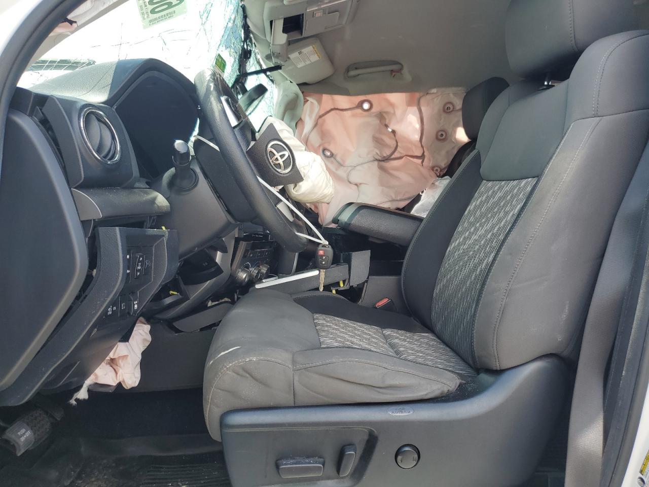 Toyota Tundra Crewmax Sr5