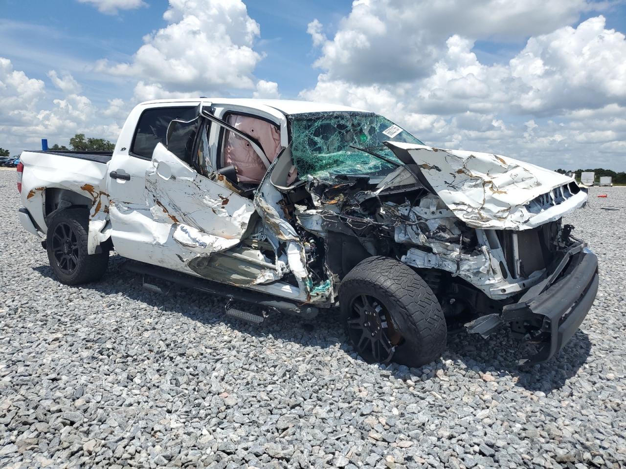 Toyota Tundra Crewmax Sr5