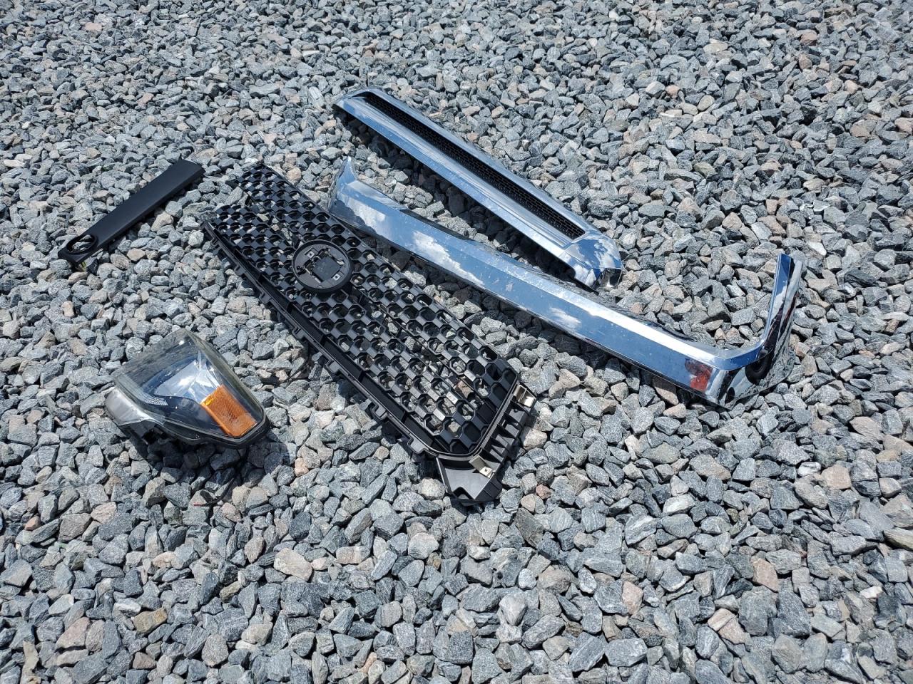 Toyota Tundra Crewmax Sr5