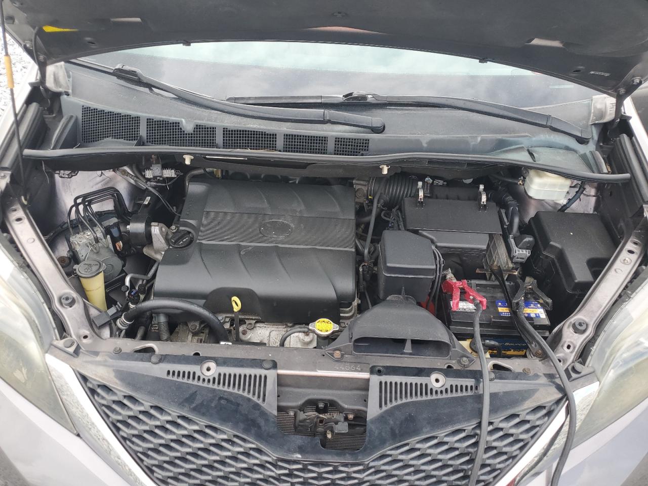 Toyota Sienna Sport