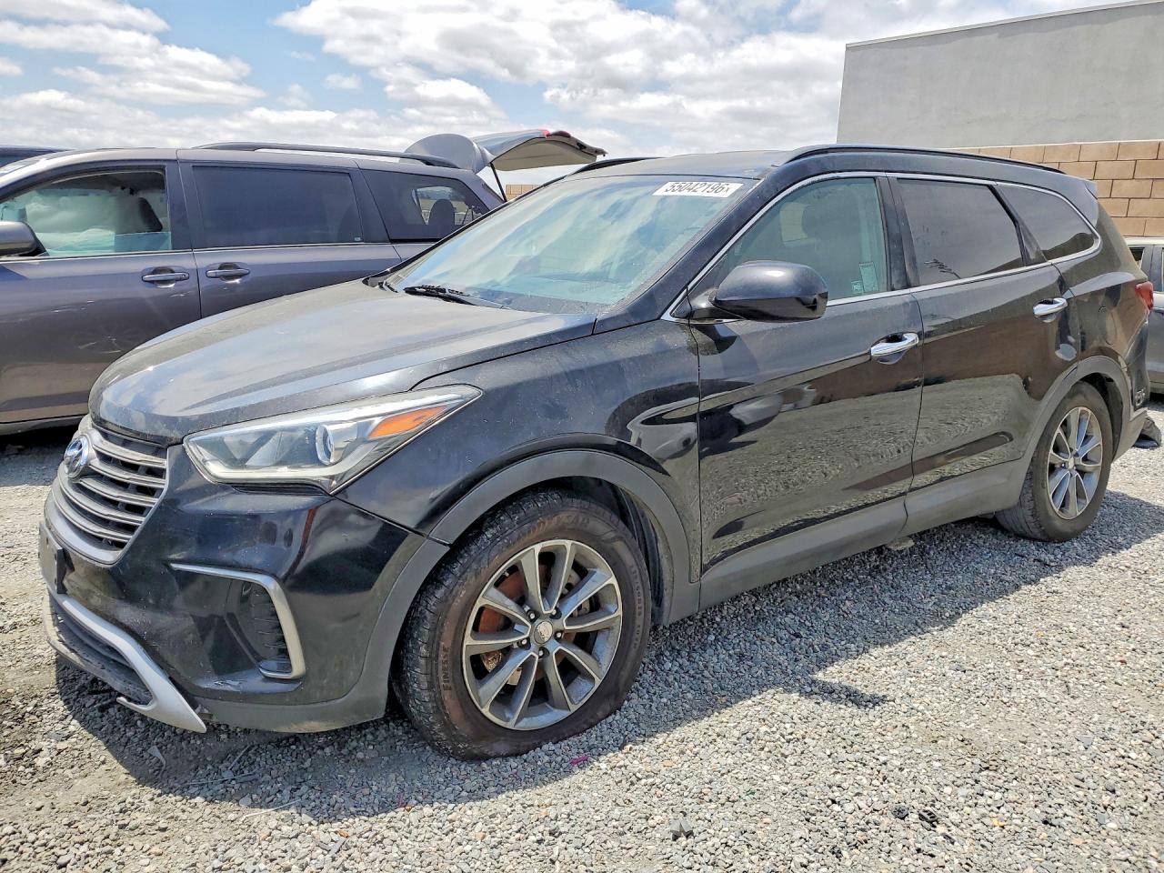 Salvage Hyundai SANTA FE Image