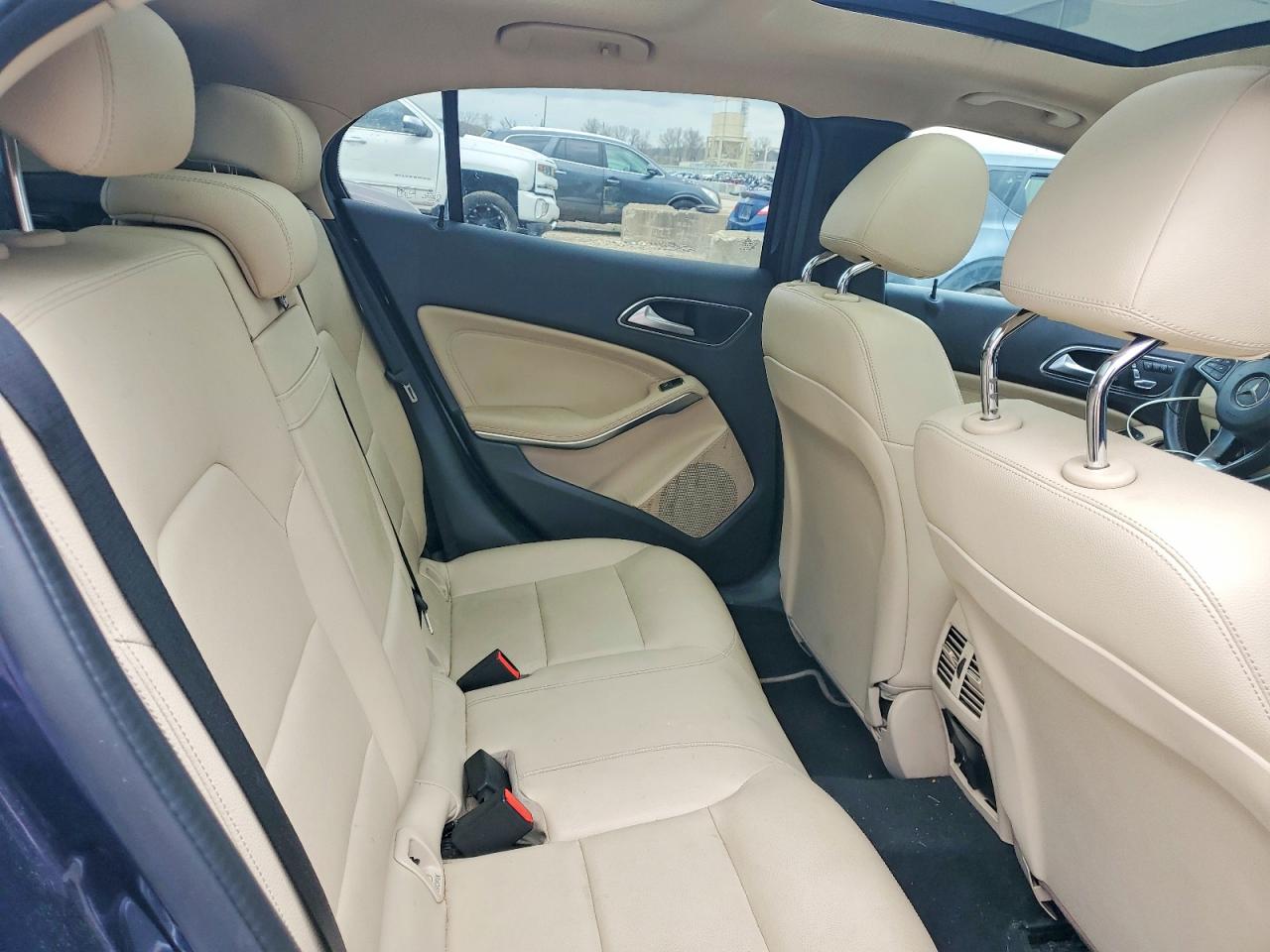 Mercedes-Benz GLA 250 4matic