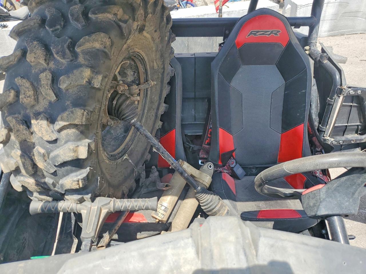 Polaris Atv