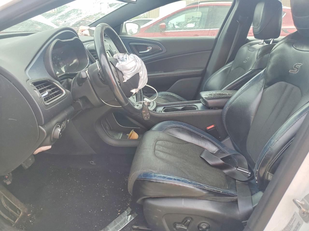 Chrysler 200 S