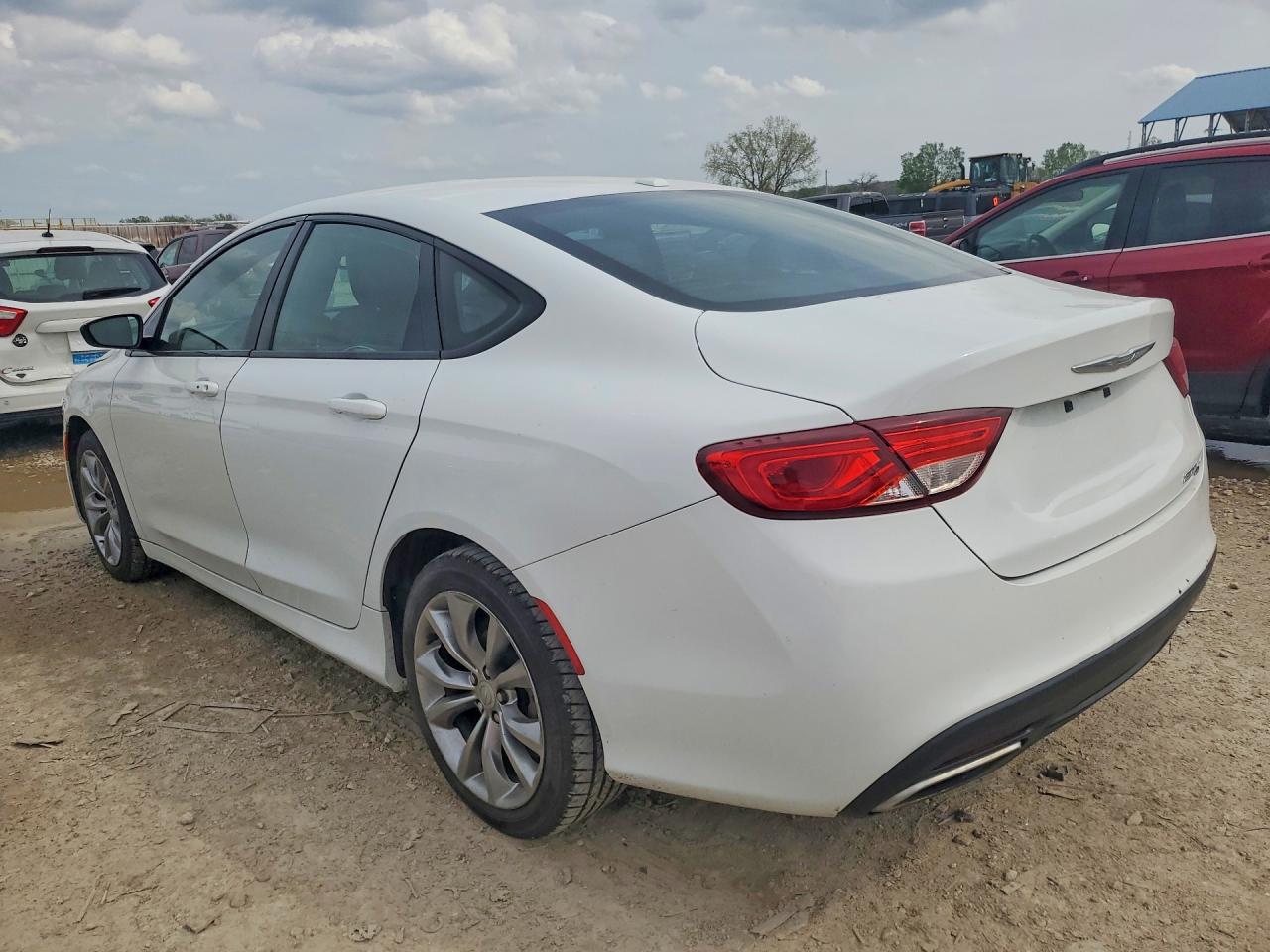 Chrysler 200 S