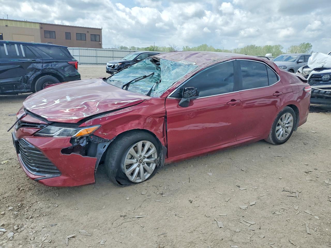 Salvage Toyota Camry Image