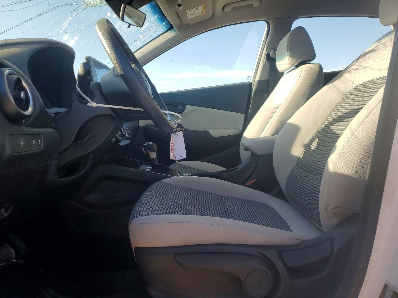 Hyundai KONA Se