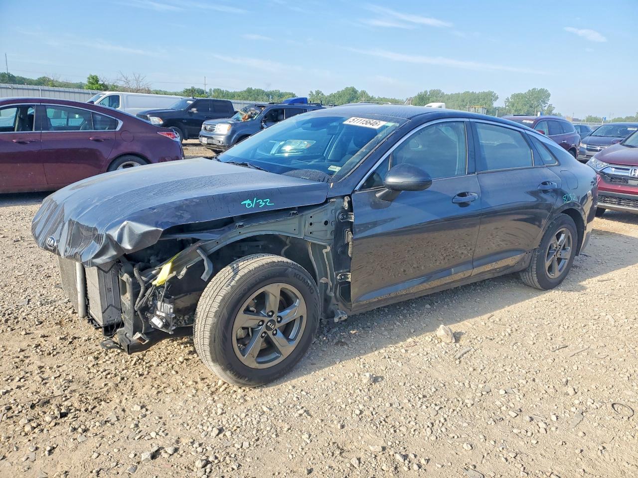 Salvage Kia K5 Image