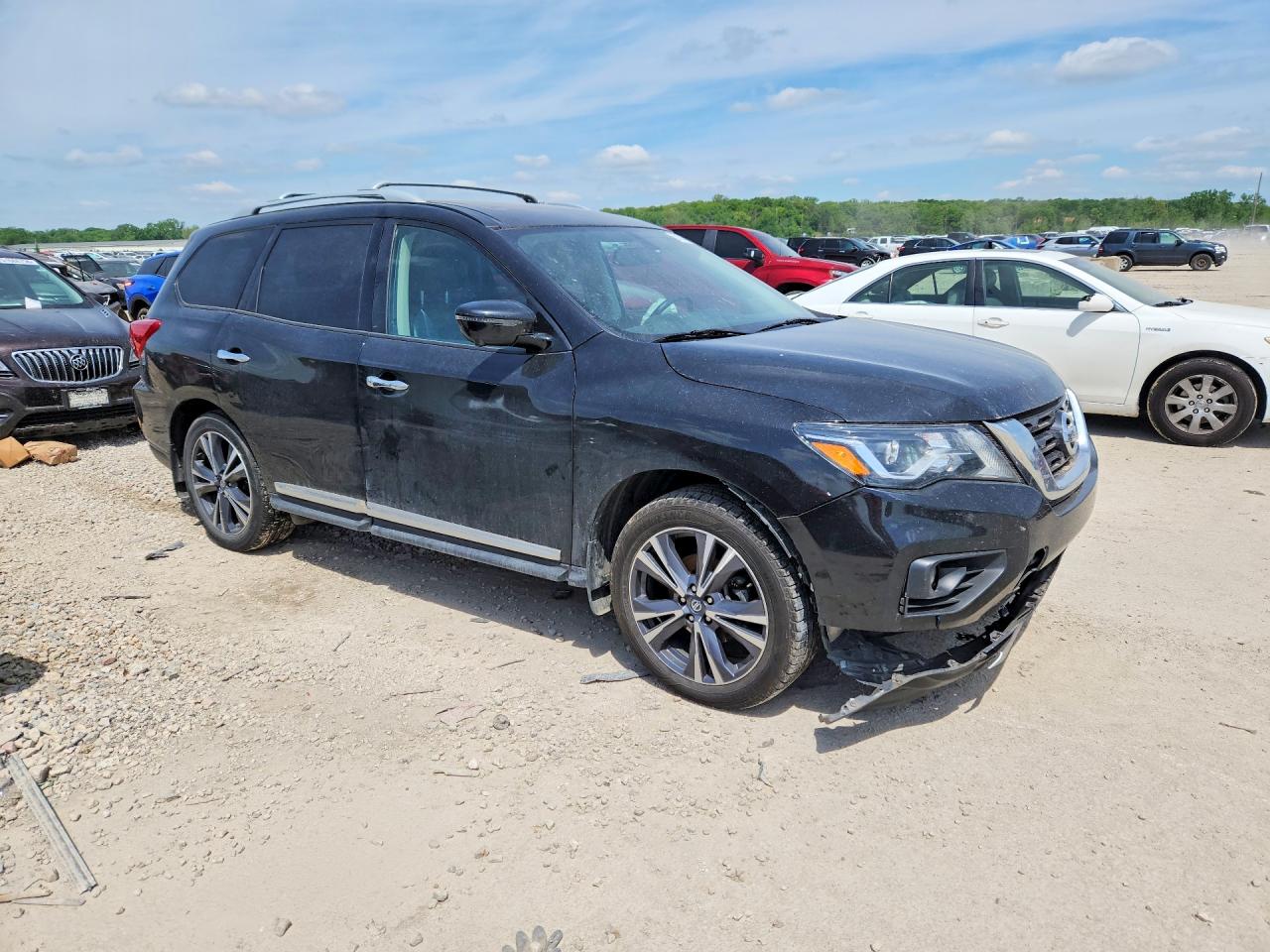 Nissan Pathfinder Platinum