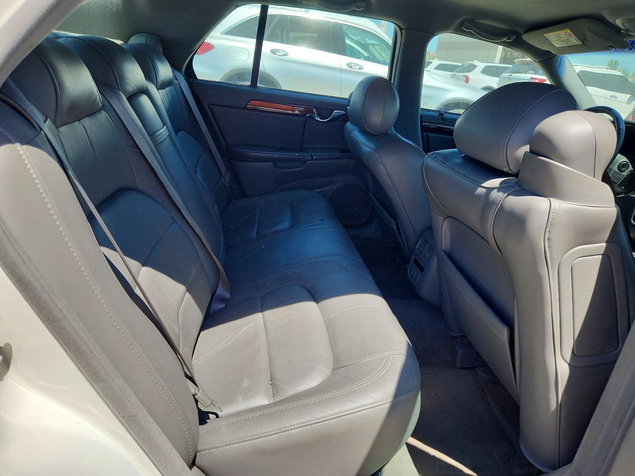 Cadillac DeVille
