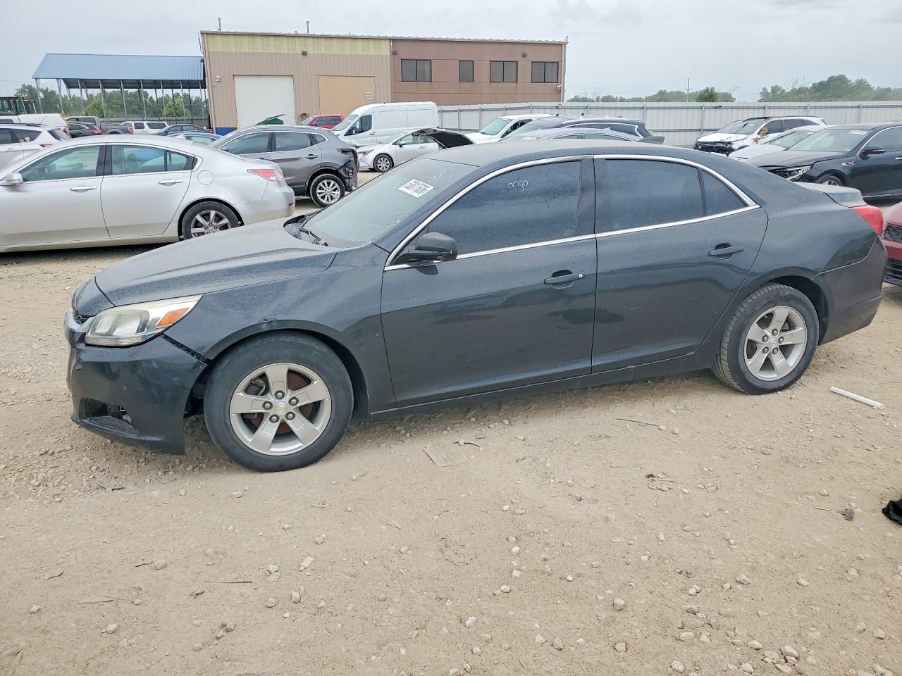 Salvage Chevrolet Malibu Image