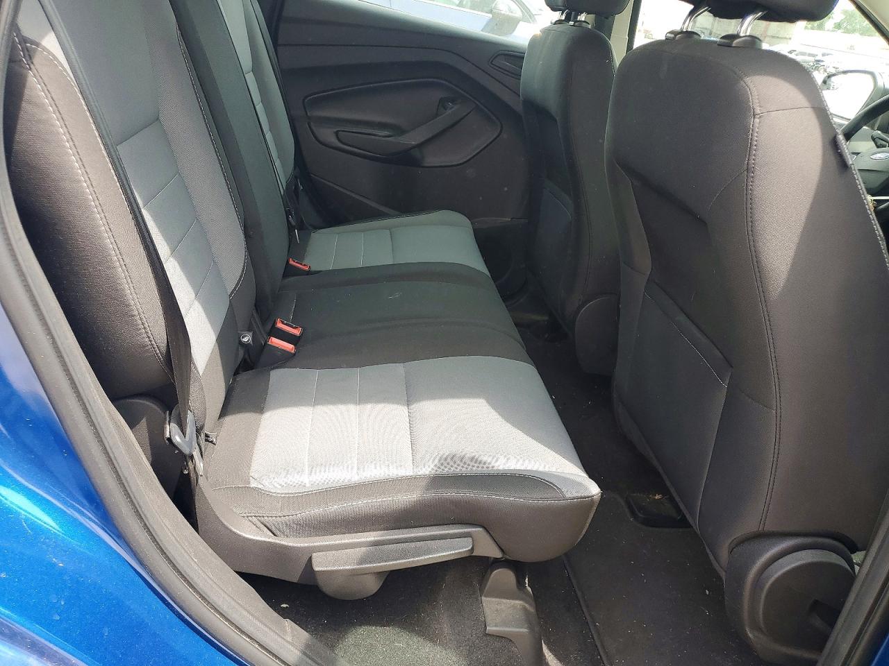 Ford Escape S