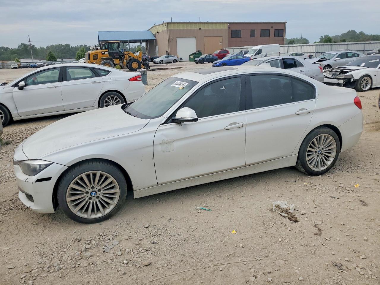 Salvage BMW 3 Series Image