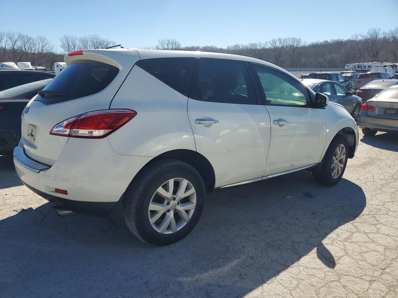 Nissan Murano S