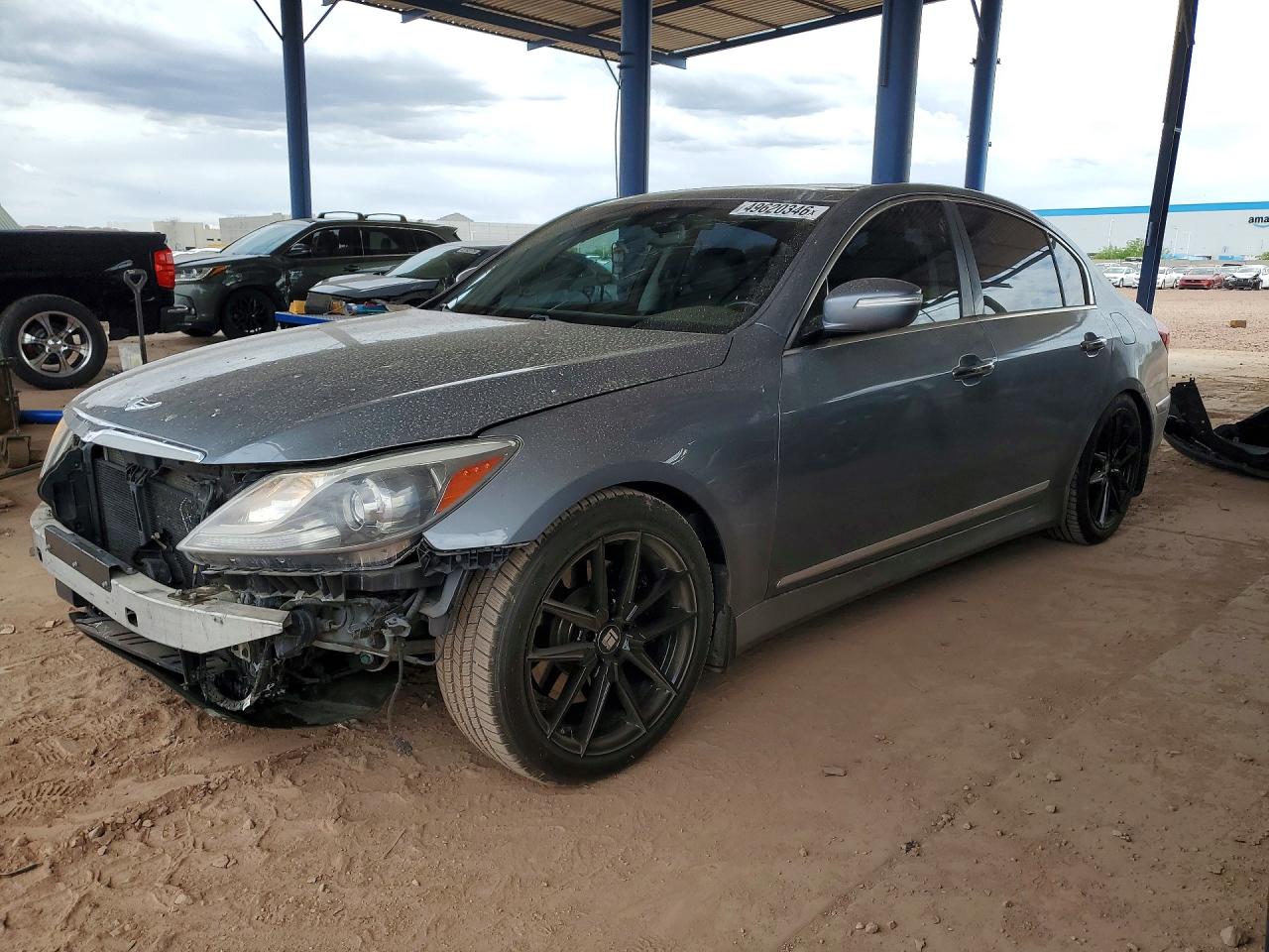 Salvage Hyundai Genesis Image