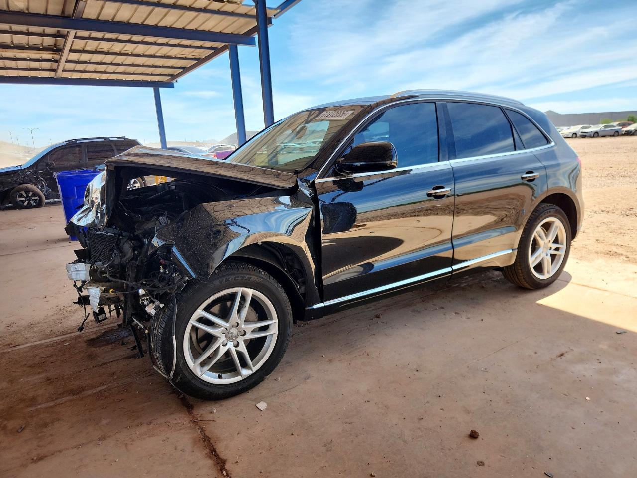 Salvage Audi Q5 Image