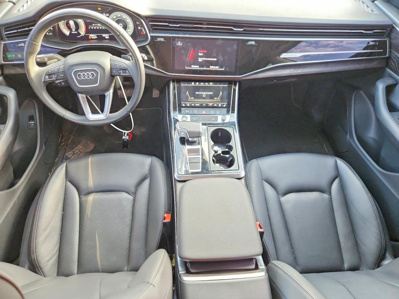 Audi Q8 Premium Plus
