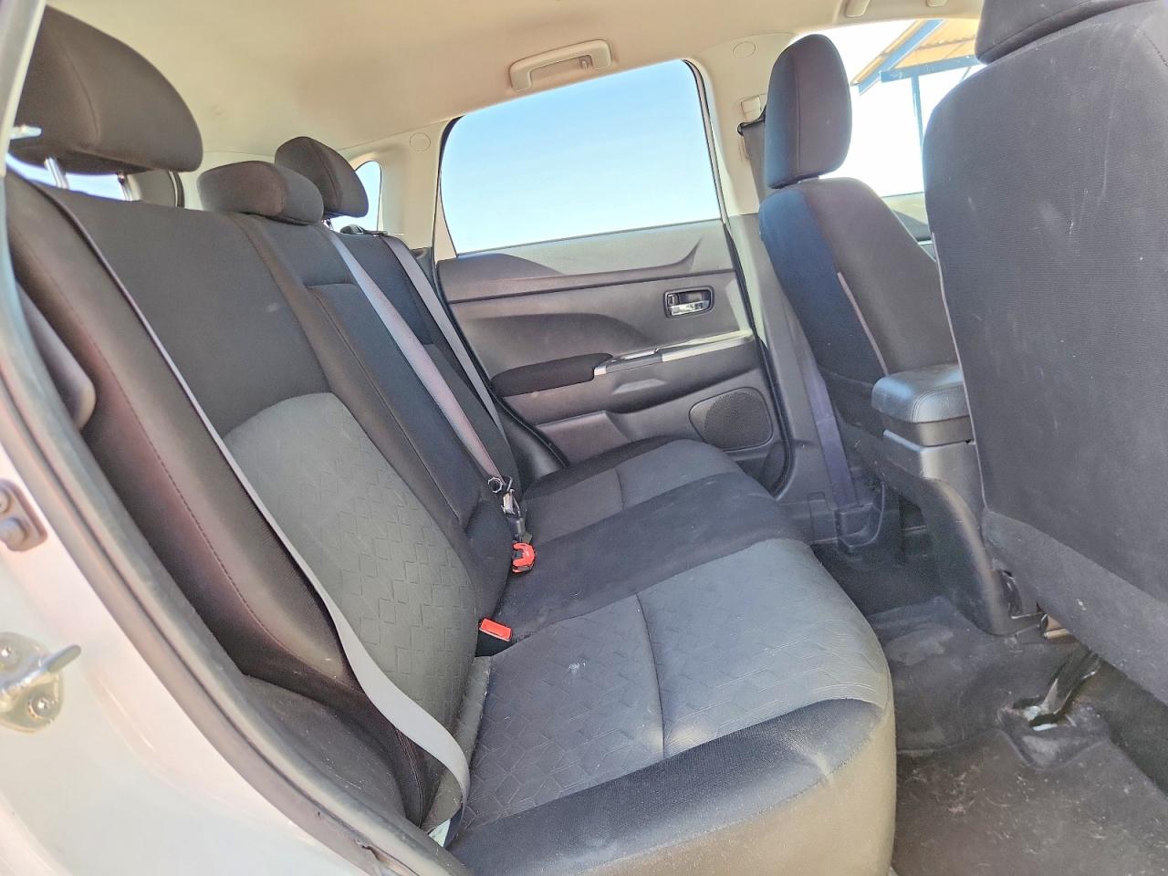 Mitsubishi Outlander Es