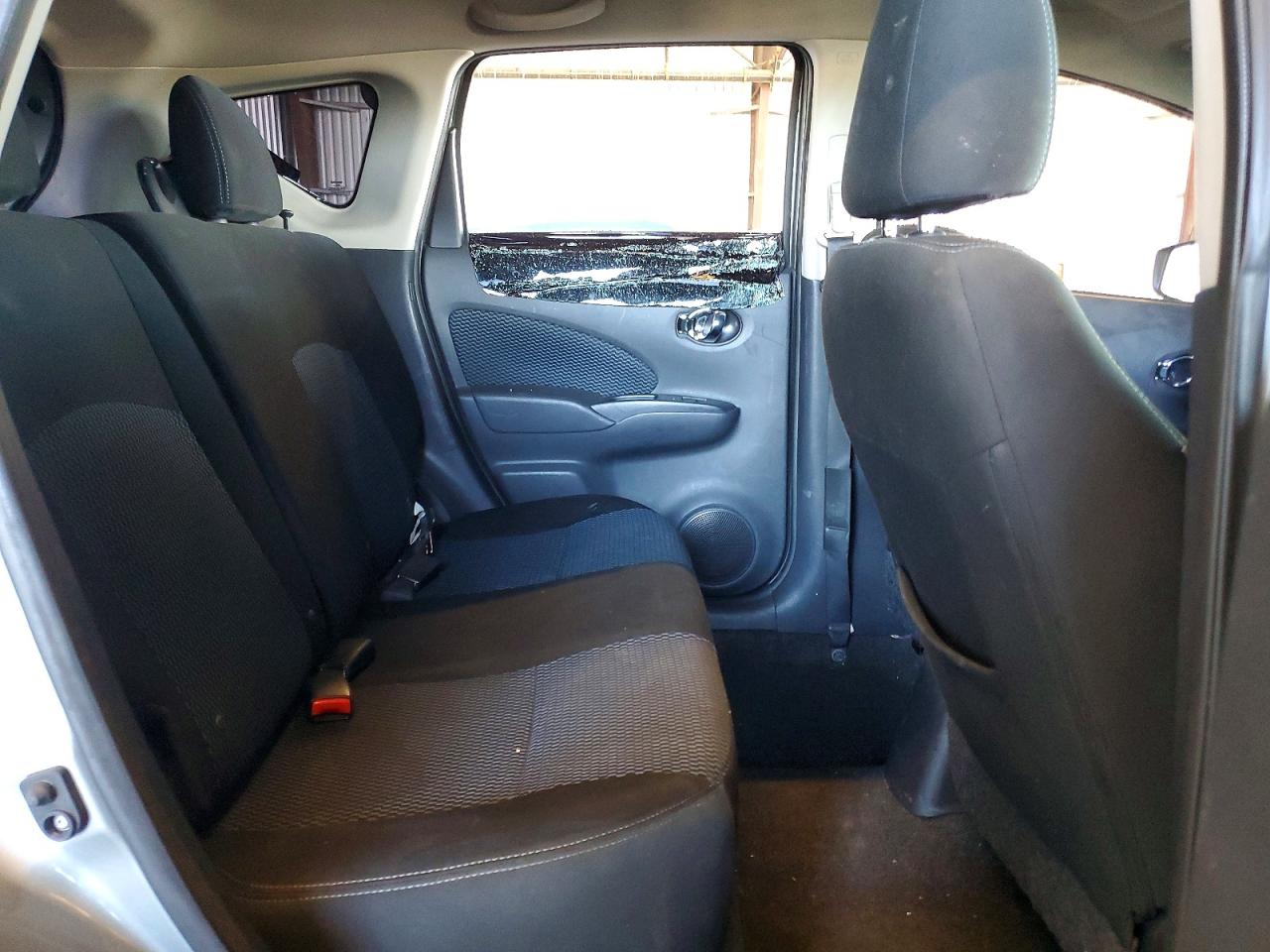Nissan Versa Sv