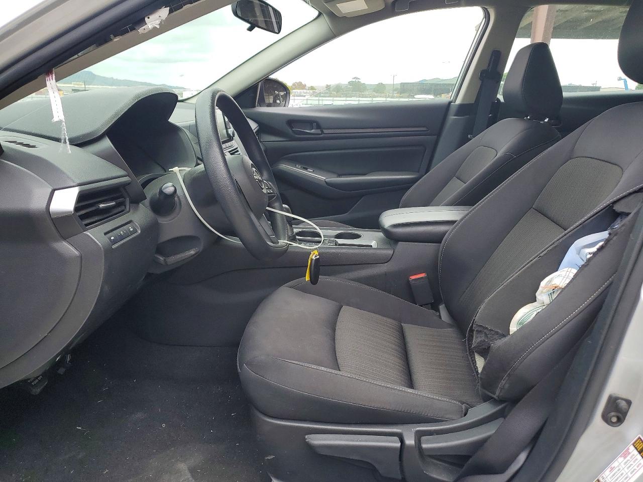 Nissan Altima S