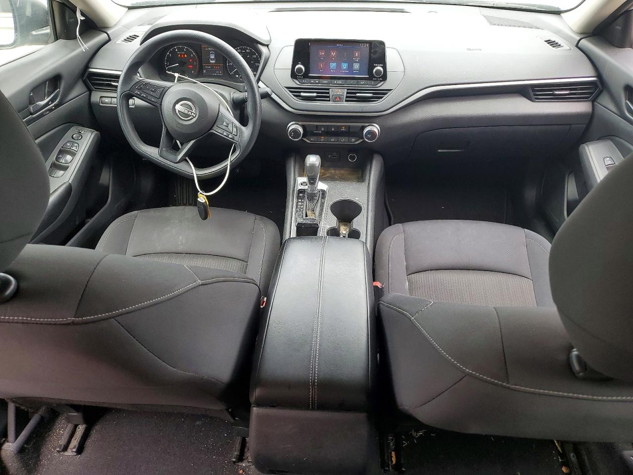 Nissan Altima S