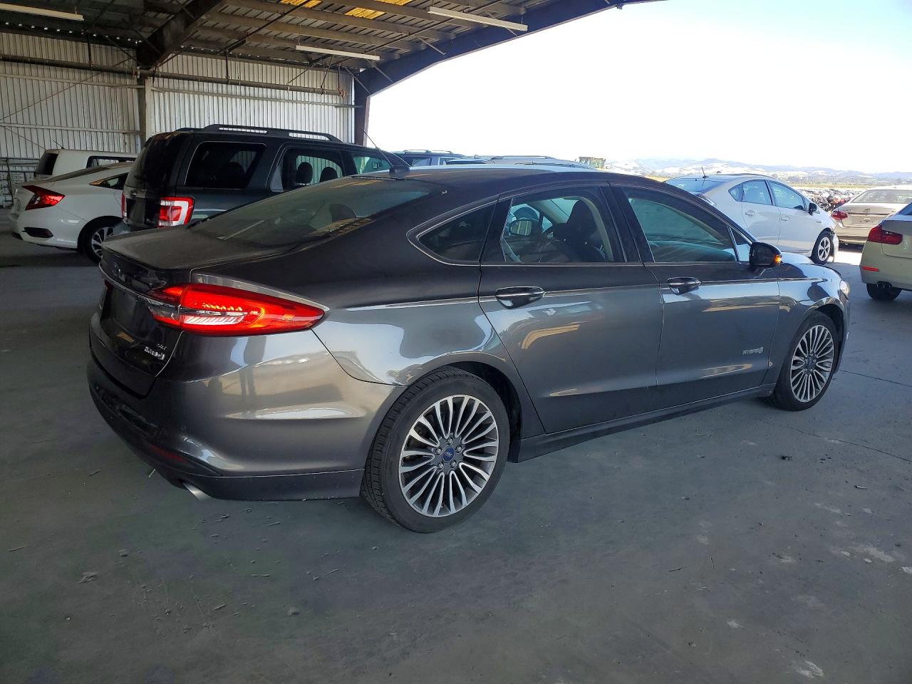 Ford Fusion Se Hybrid