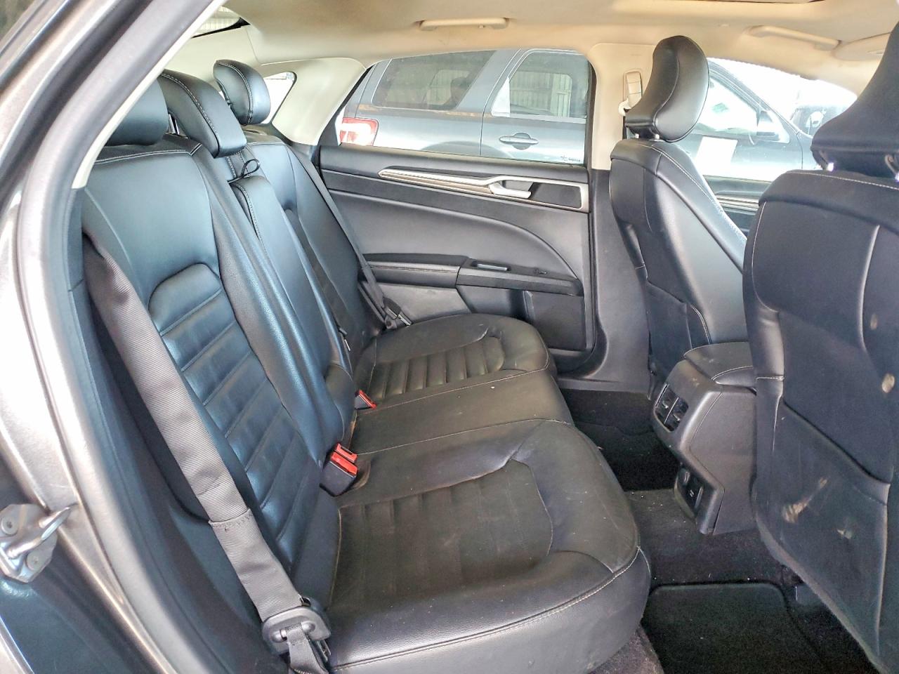 Ford Fusion Se Hybrid
